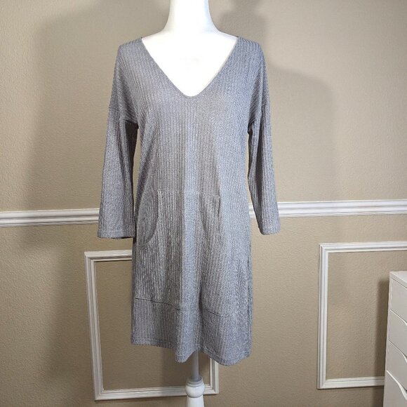 Ribbed Knit Grey with Front Kangaroo Pocket - Picture 1 of 4